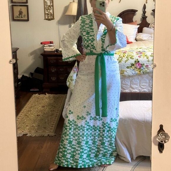 Vintage 60s/70s Howard Wolf Green & White Flower Power Hostess Maxi Dress - Picture 2 of 12